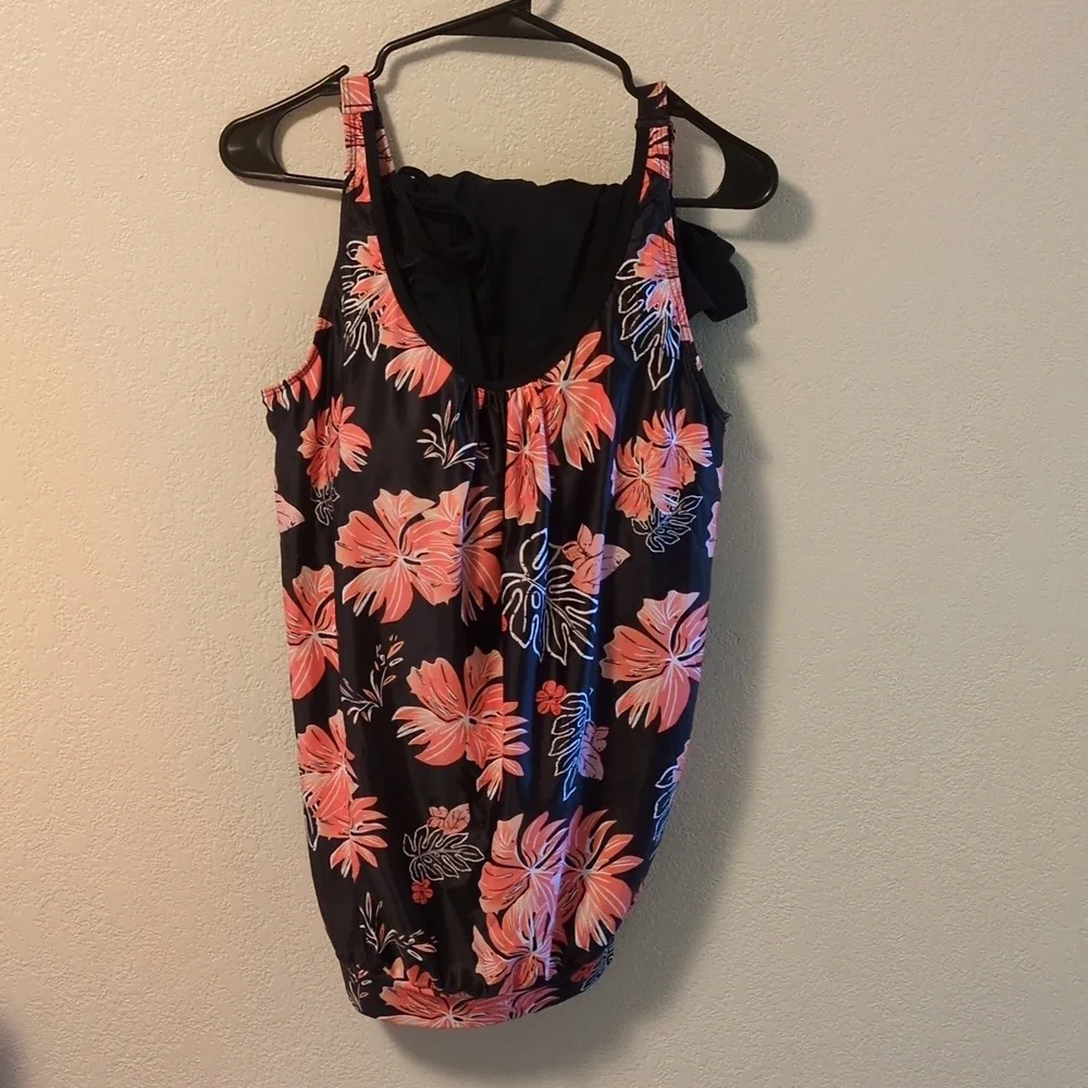 NWT Floral Sleeveless Tankini Swim Shorts Set- Black and Pink - Picture 6 of 7